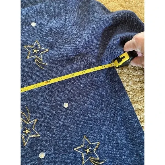 Vintage Ms Lee Christmas Sweater Cardigan Women's Large Embroidered Reindeer - Picture 16 of 16